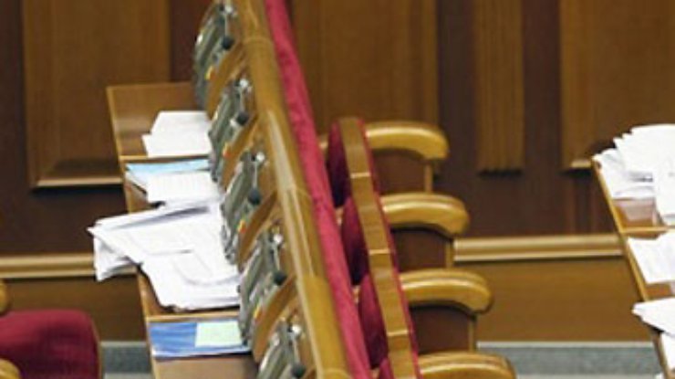БЮТ вступил в борьбу с Яценюком за "титул" оппозиции