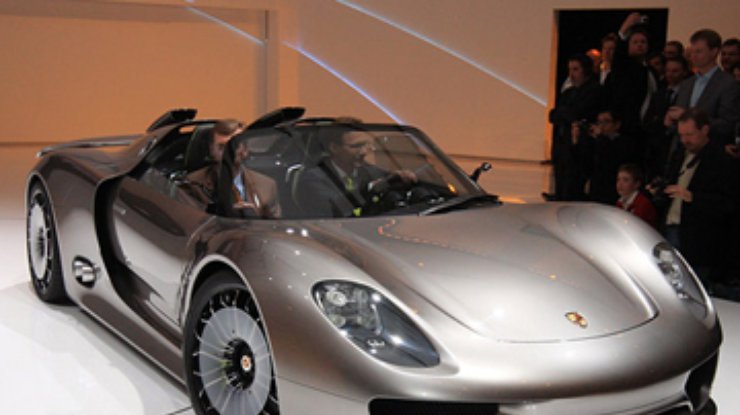 Porsche запустит в серию гибридный спорткар 918 Spyder