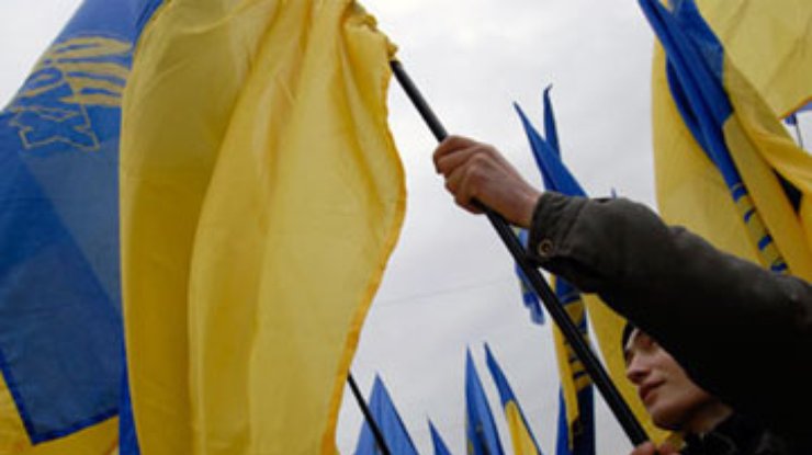77% украинцев гордятся своим гражданством