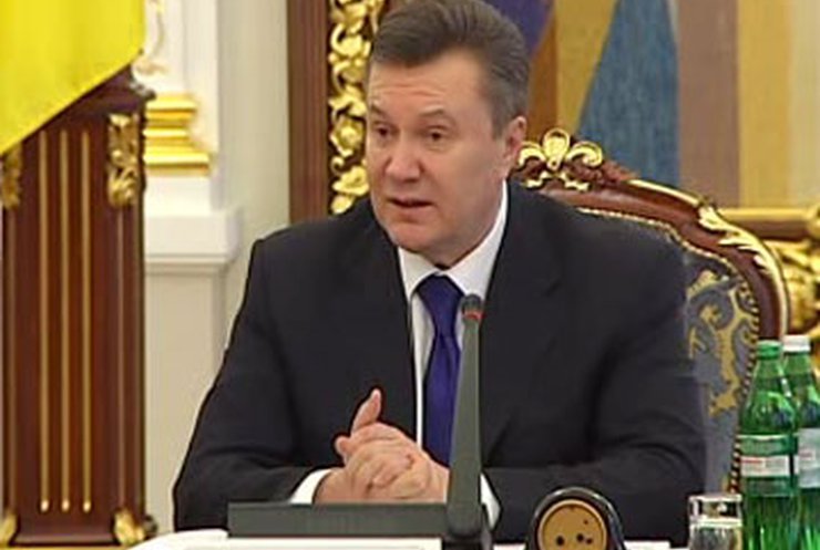 Янукович потребовал судебную реформу до июля