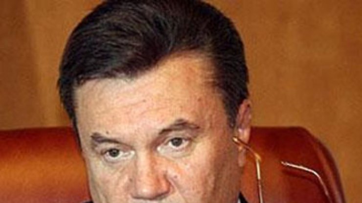 Янукович требует, чтобы евробезопасность коснулась и Украины