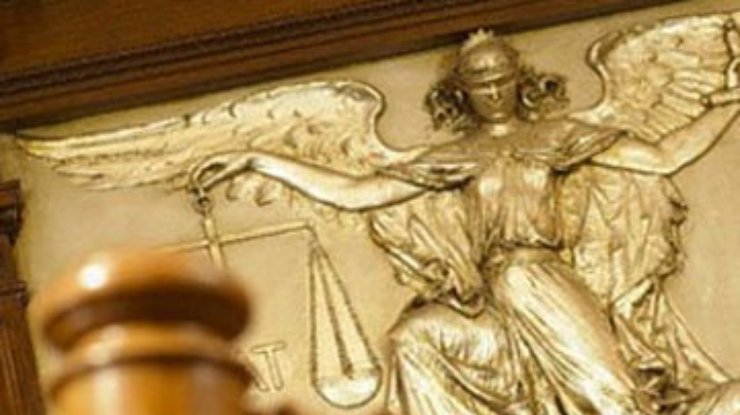 Суд разрешил президенту не проводить референдум по НАТО