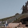 Новый памятник независимости Сенегала "переплюнул" статую Свободы