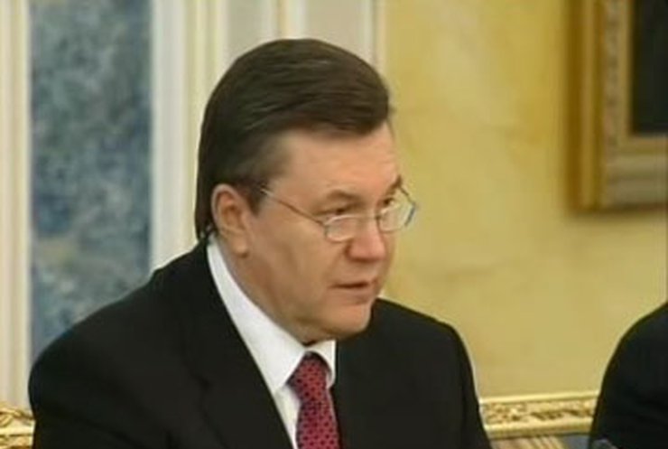 Янукович готовится качать газ в Казахстане