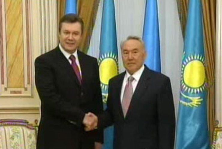 Украина и Казахстан подписали "Дорожную карту-3"