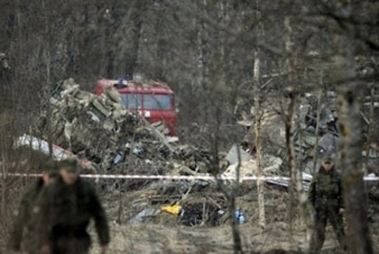 Польские СМИ: Самолет Качиньского делал два захода на посадку