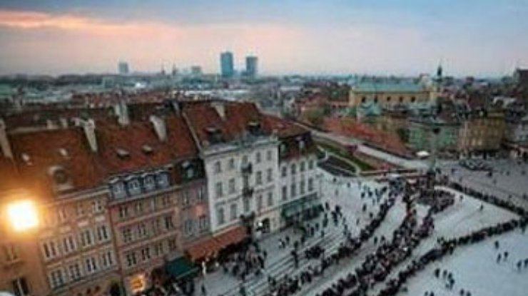 Сотни поляков отстояли ночь в очередях, чтобы проститься с Качиньским