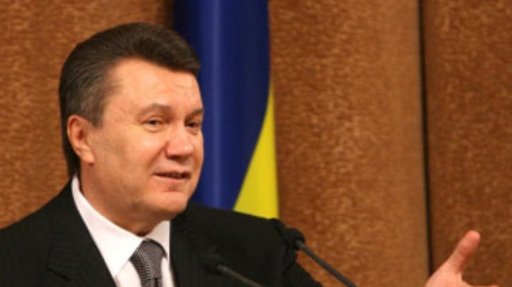 Янукович готов объявить референдум по ЧФ РФ