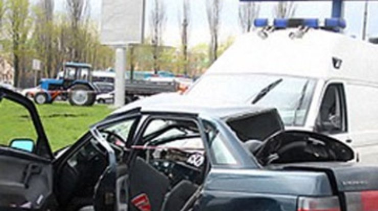 Янукович поможет родным погибшего в "кортежном ДТП" таксиста