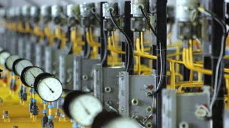 Украина в апреле уже сэкономила 2 миллиарда "газовых" гривен - Азаров