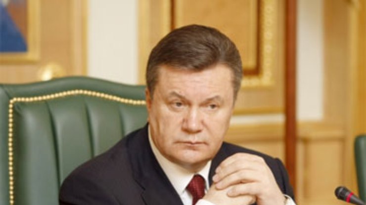 Янукович: "Нафтогазпром" возможен, но с учетом интересов Украины