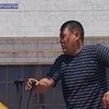 В центре Бишкека пытались разрушить монумент Свободы