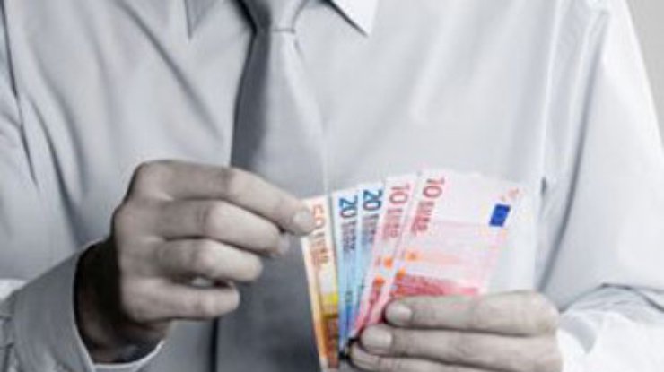 Эксперт сказал украинцам, что делать с евро