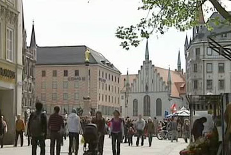 Уличные музыканты Мюнхена ежедневно проходят кастинг у мэра