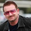 Лидеру U2 сделали операцию