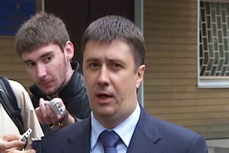 Из-за "шашечных" боев в Раде депутаты попали на допрос