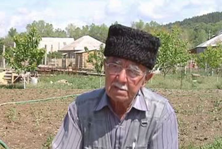 Лишенные родины: Крымские татары отметили годовщину депортации