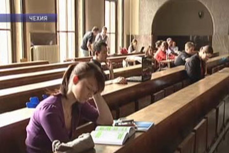 Украинские студенты за знаниями все чаще едут за рубеж
