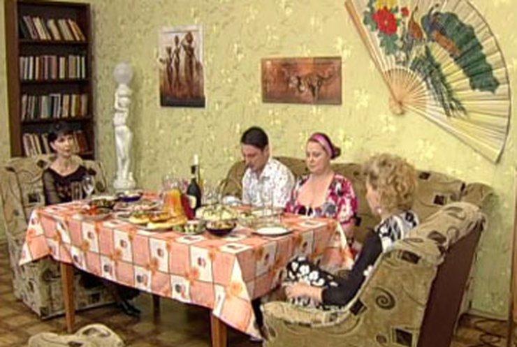 Выходит сотая серия сериала "Соседи"