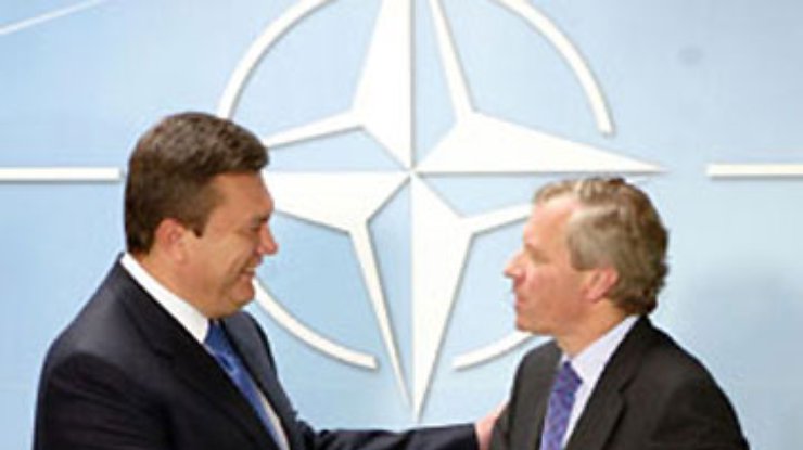 Янукович разобрался с НАТО