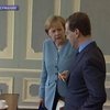 Медведев съездил в гости к Меркель, но отмены виз не добился