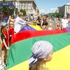 Главную улицу Киева отдали детям