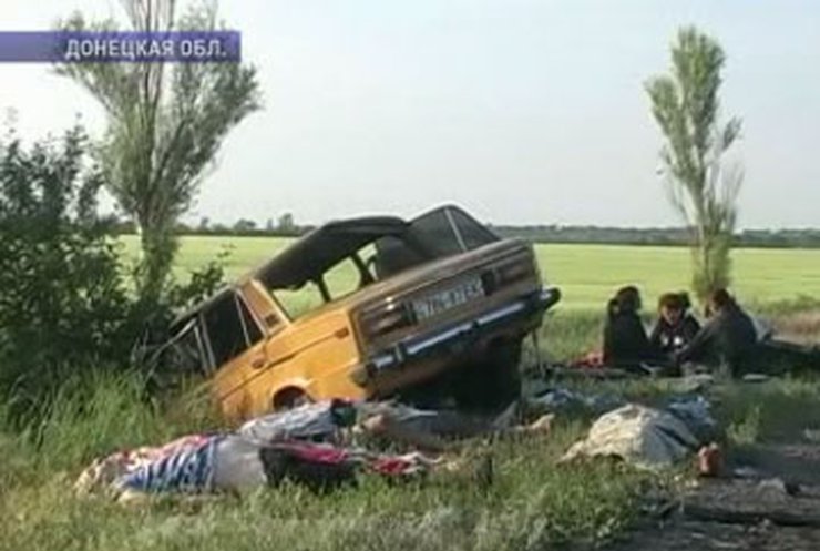 6 человек погибли в ДТП в Донецкой области