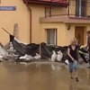 ЕС протянет руку помощи затопленной Польше