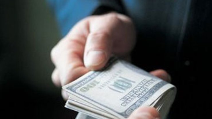 На Закарпатье начальник управления Госкомзема погорел на взятке