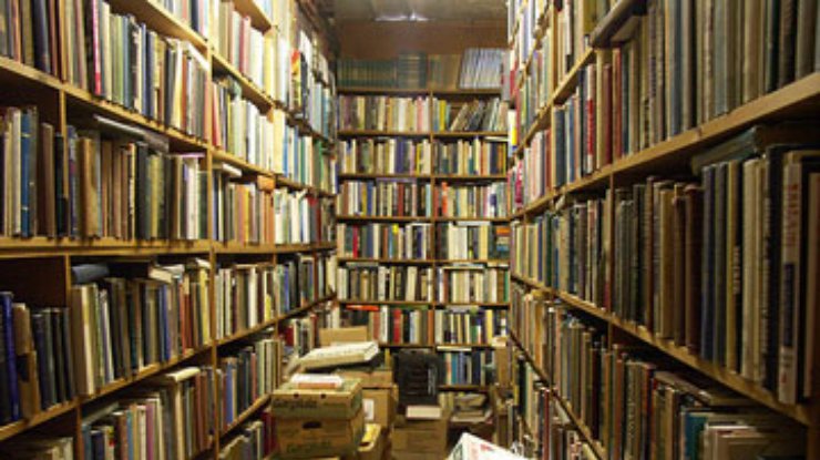 В PinchukArtCentre открылся книжный магазин
