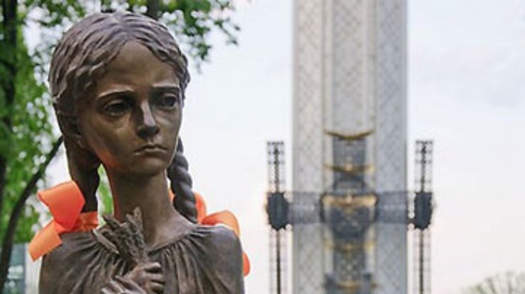 В Киеве помянули жертв Голодомора