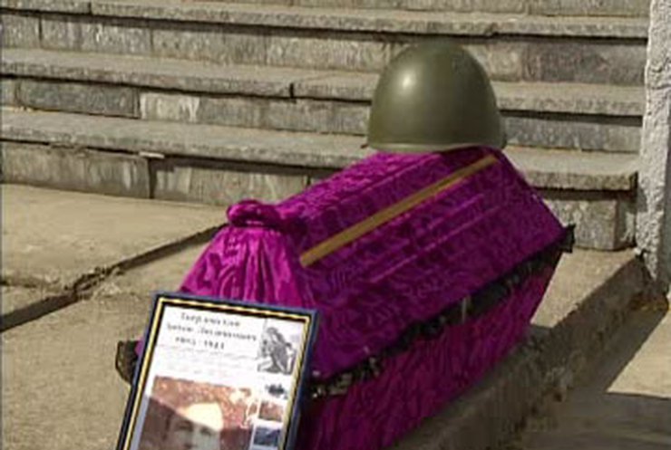 Под Киевом почтили память погибших во Второй мировой