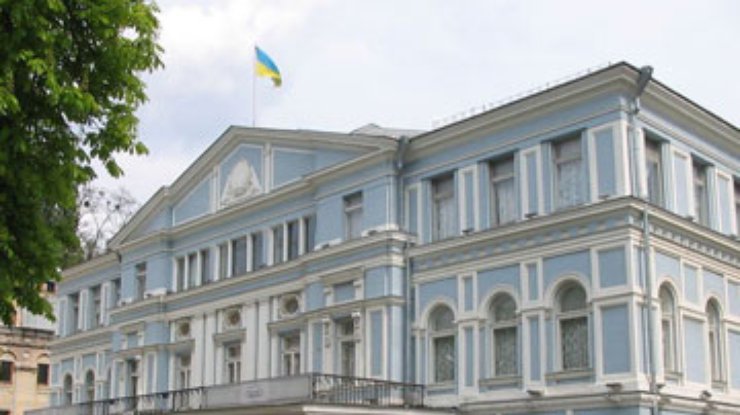 В театрах Киева завершается сезон