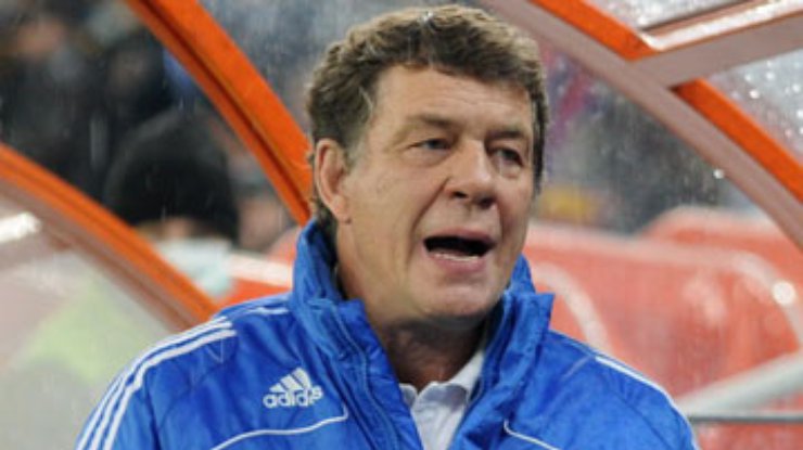 Сантуш греция. Тренер сборной греции. Отто рехагель 2022. Фернанду сантуш. Тренер сборной греции.