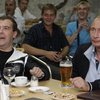 Медведев болеет за европейский футбол