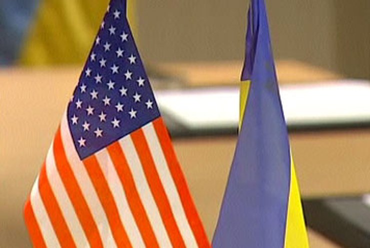 В Украину прибыла Хилари Клинтон