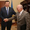 Янукович увеличит Стельмаху срок