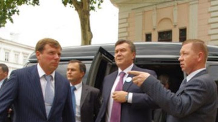 Охранник Януковича законно применил силу к журналисту - прокуратура