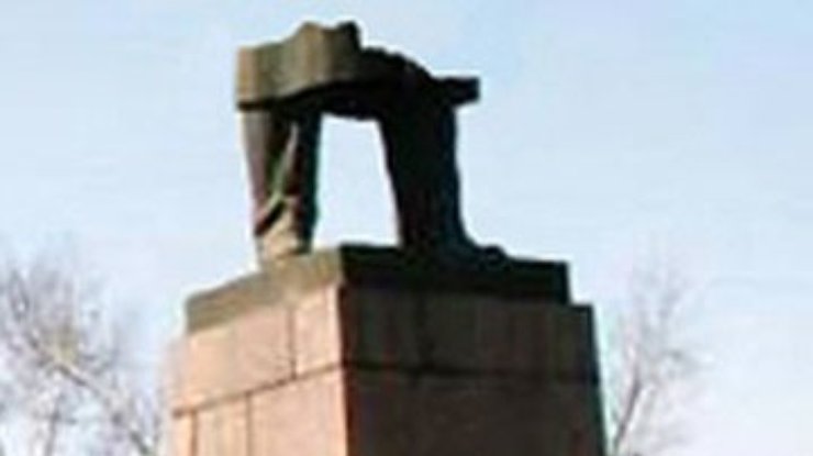 Одесские коммунисты обвинили "румынскую агентуру" в акте вандализма