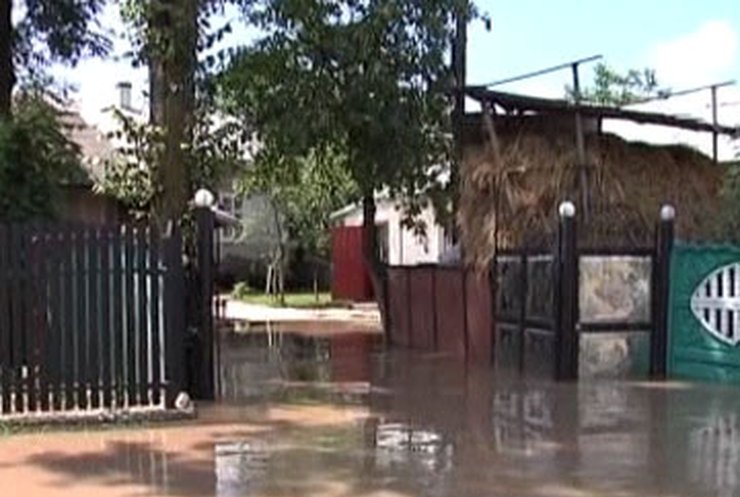 На ликвидацию наводнения в Ивано-Франковской области выделены 18 миллионов гривен