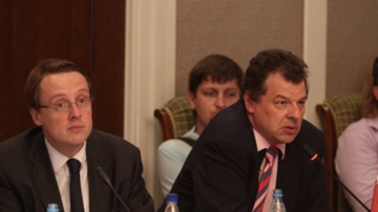 Эксперты: До середины 2011 года украинские компании обогатятся на 2,5 миллиарда долларов