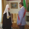 Патриарх Кирилл приехал к Януковичу на "Чайке"