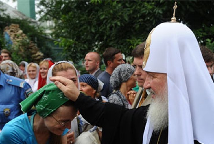 Патриарх Кирилл призвал украинцев забыть о политических спорах