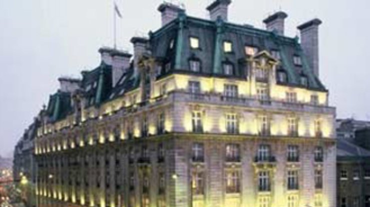 Британца осудили на пять лет за попытку продать отель Ritz