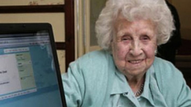 В Британии умерла самая старая женщина-блогер