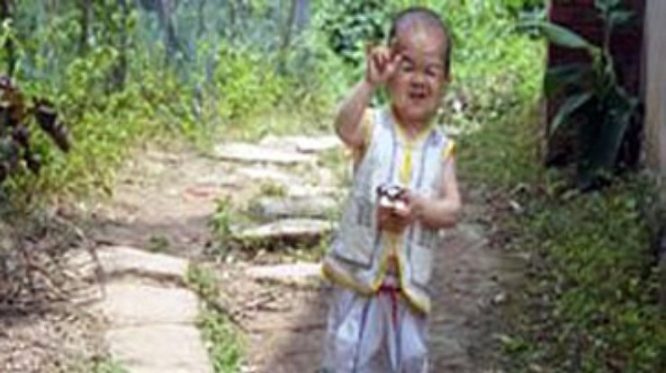 Самым маленьким человеком в мире снова станет житель Китая