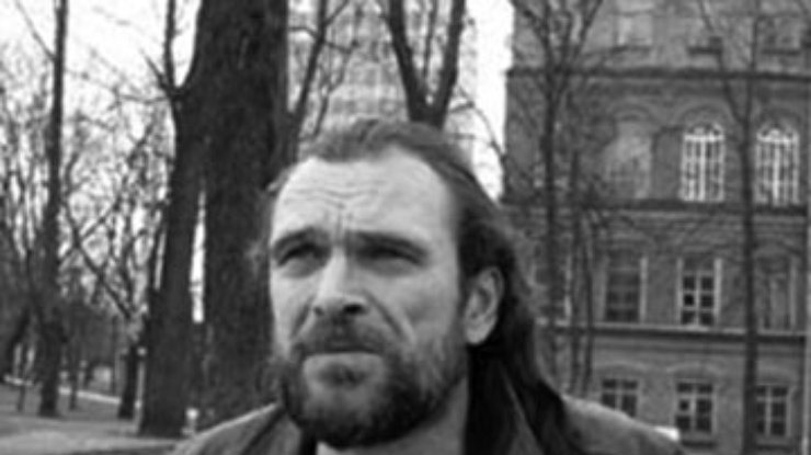 В Киеве похоронили писателя Олеся Ульяненко