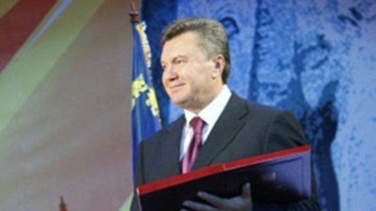 Янукович поздравил жителей Донецка с Днем города