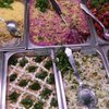 Врачи: Количество соли в покупных салатах зашкаливает