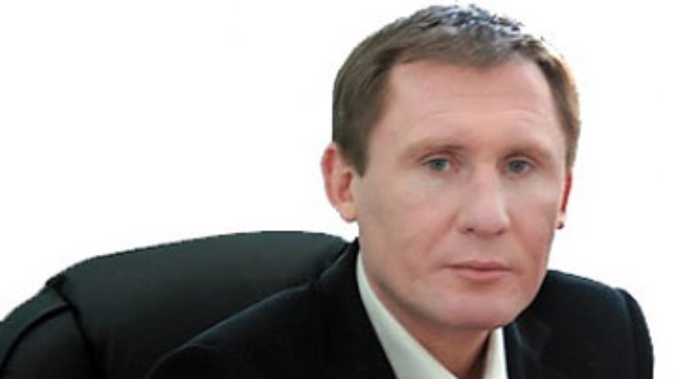 Янукович уволил брата Кушнарева